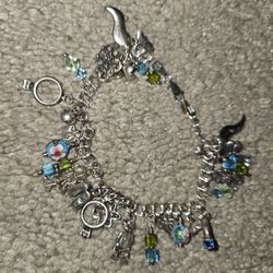 Authentic Dollywood Pandora Charm Bracelet 