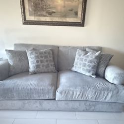 3 Pieces Very Comfortable Couch 