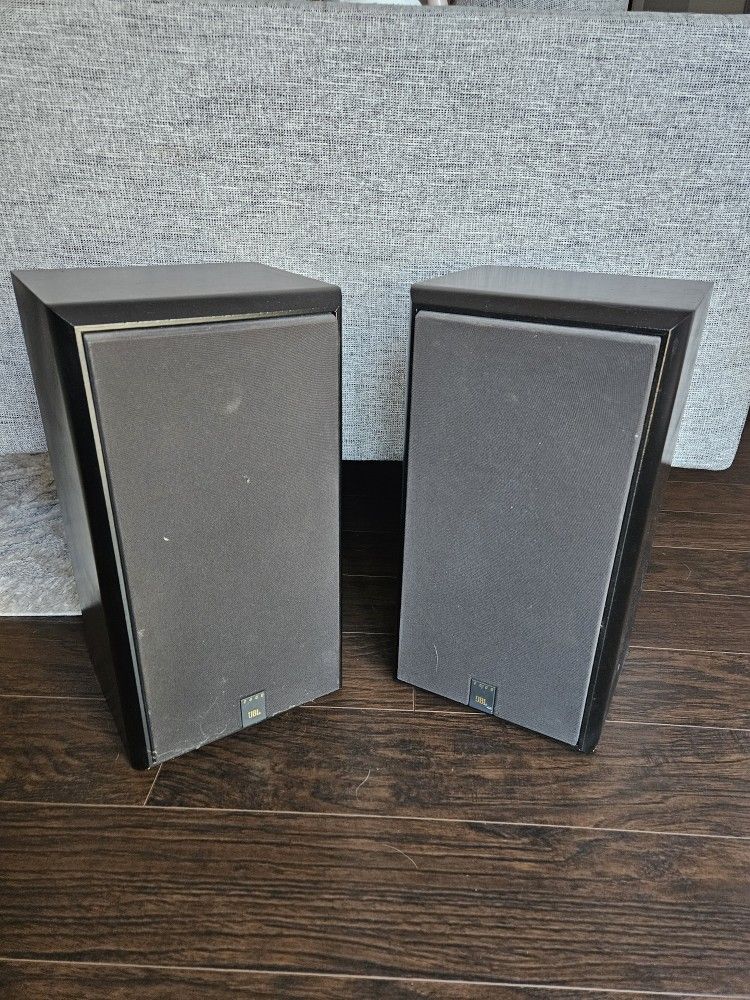 JBL 2600 Bookshelf Speaker