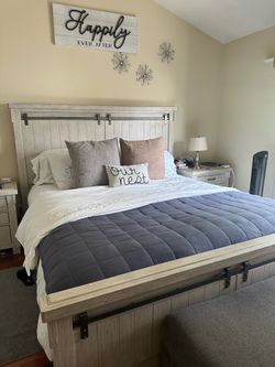 Cal King Bedroom set