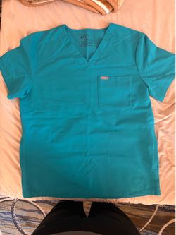 FIGS Men’s Scrubs
