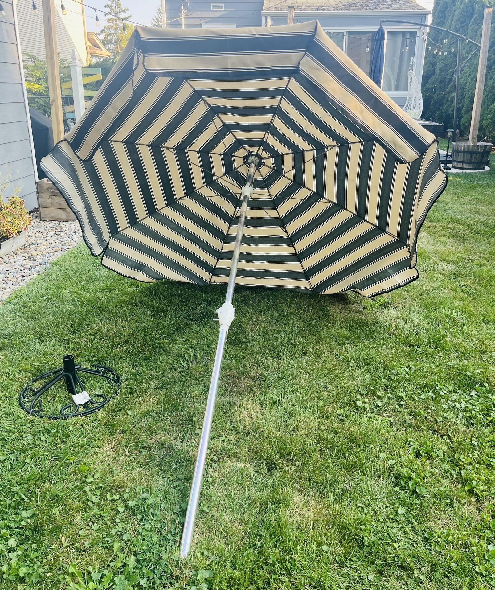 belleze patio umbrella Belleze 9Ft Steel Patio Umbrella w/ Tilt Crank 8-Steel-Rib Polyester - Bed  Bath & Beyond