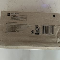 Hasbro E5753 Dart Blaster. New