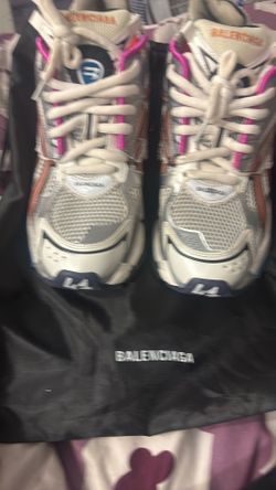 Balenciaga runners