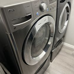 LG  Washer & Dryer