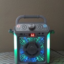 Kids Singing Machine 