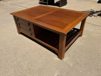 Bassett Solid Wood Coffee Table