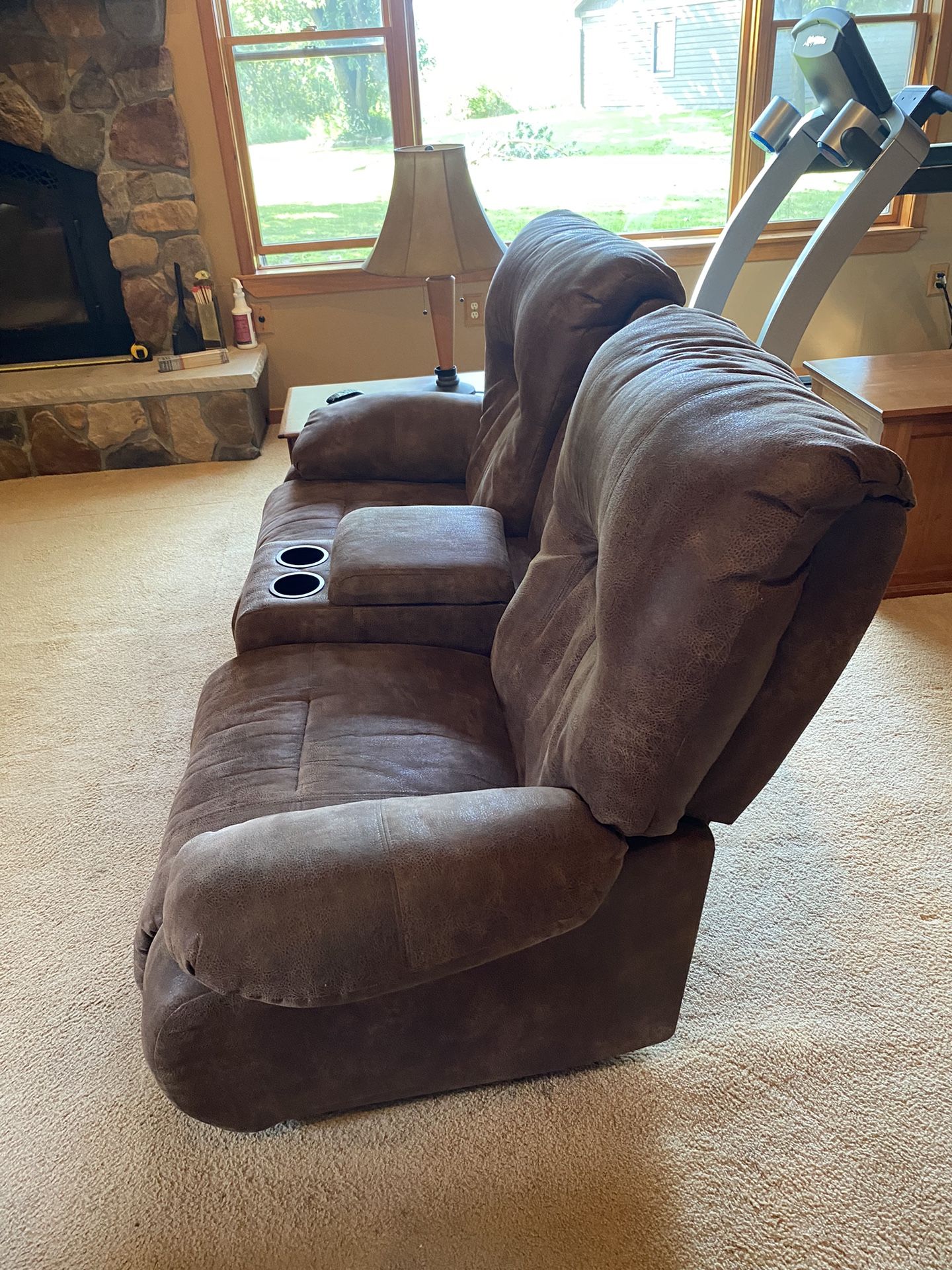 Double Power Recliner , Power Headrest .