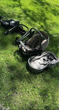 Evenflo pivot modular car seat stroller set