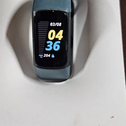 Fitbit Charge 5