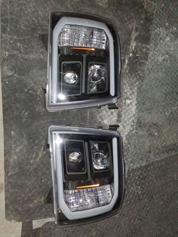Brand new l.e.d headlights 05/11 chevy