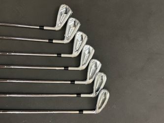 New Cleveland ZipCore Iron Set golf 4-pw