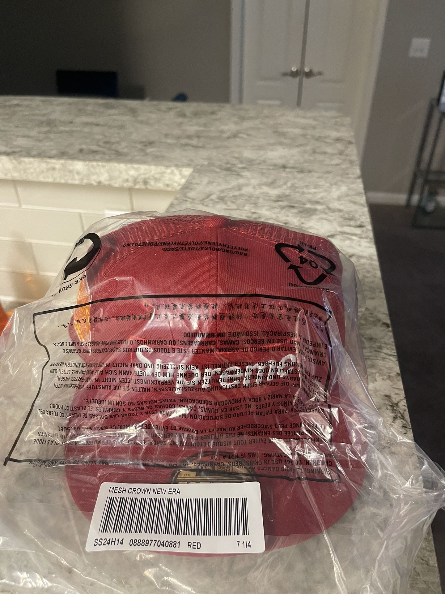 Supreme Box Logo Mesh Back (New Era)