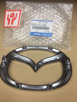 Mazda emblem KDY5-51-741