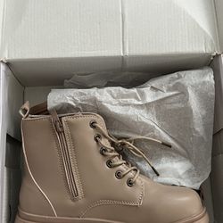 Brand New Toddler Boots Size 4.5
