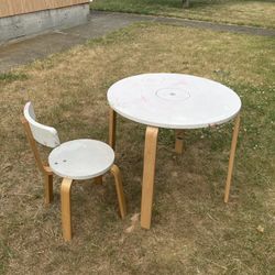 Free kids table and chairs