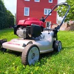 Honda HRR216 21" 3-in-1 Lawn Mower w/ Smart Drive Self-Propel 