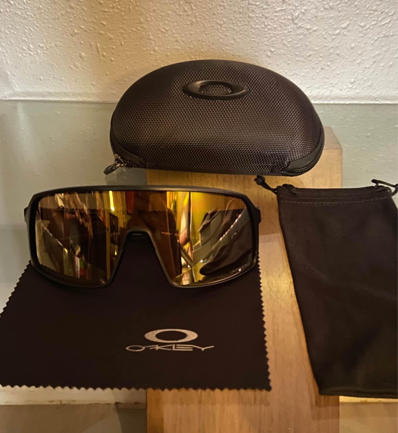 Oakley Sutro