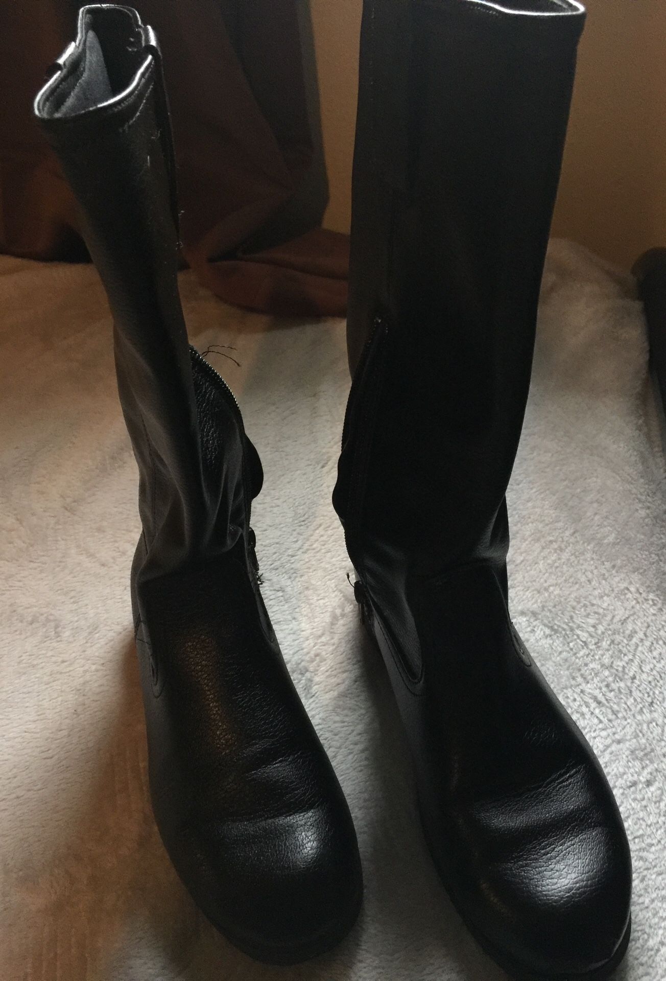 Girls black boots size 3