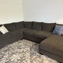 7 Person Sectional couch 