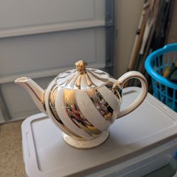Sadler Tea Pot