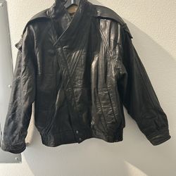 Vintage Men’s Genuine Leather Jacket – Size M