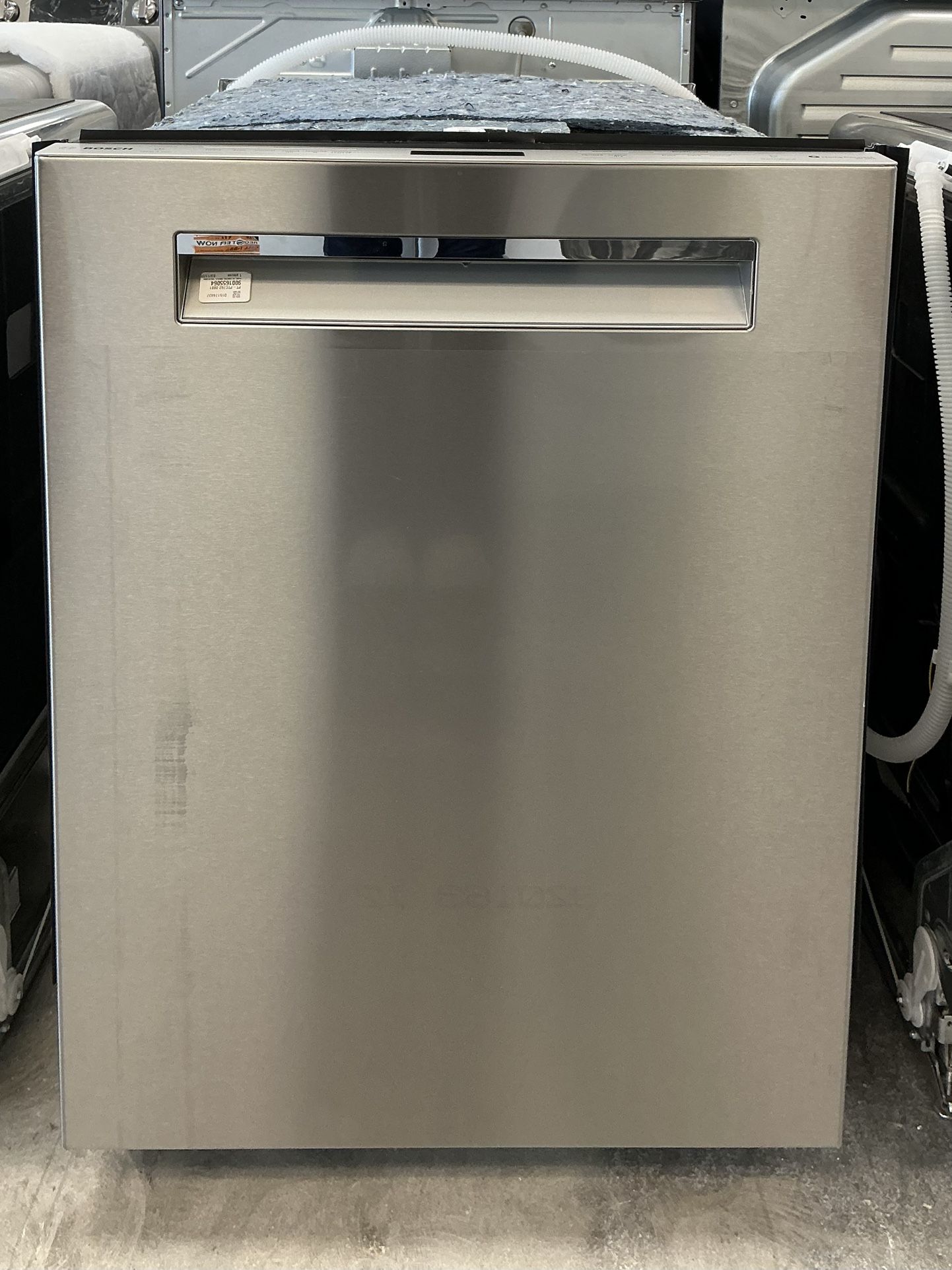 BOSCH Benchmakr Series 24 inch Tall Tub Dishwasher, 38 dBA