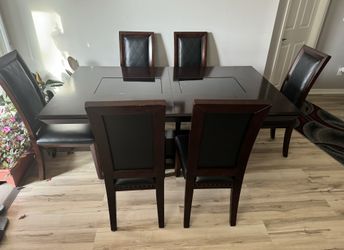 Dinning Table