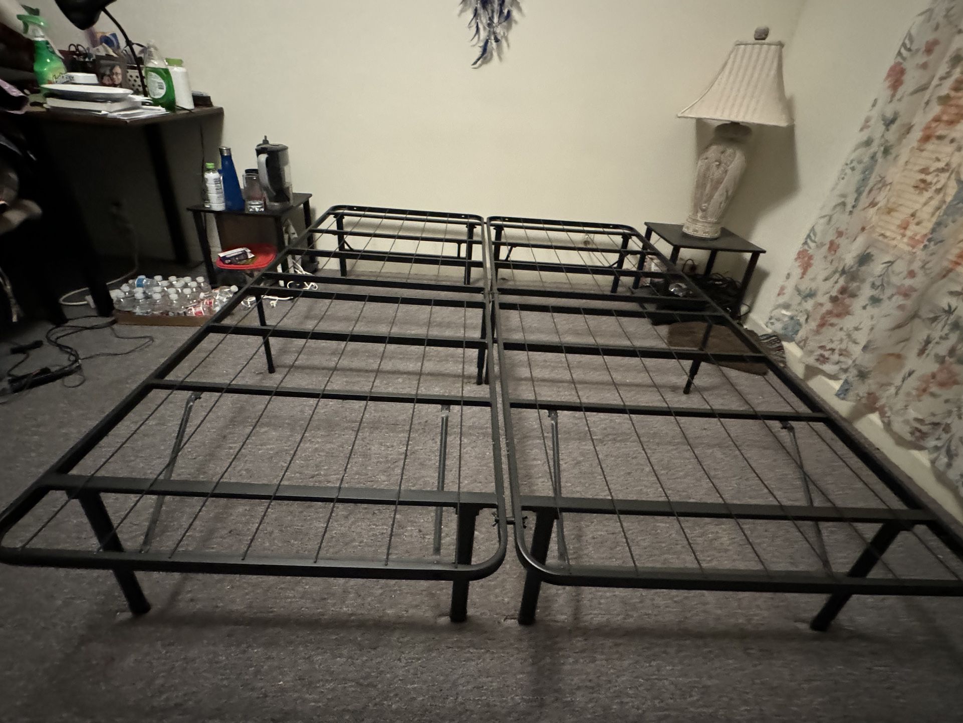 Zinus Metal Queen Bed Frame