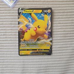Jumbo Pikachu V