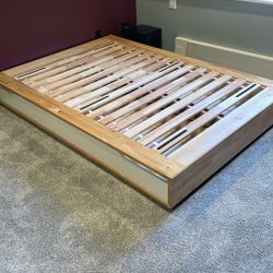 Full Sized Bed 