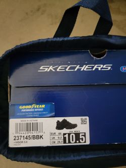 10 1/2  Skechers Air shoes