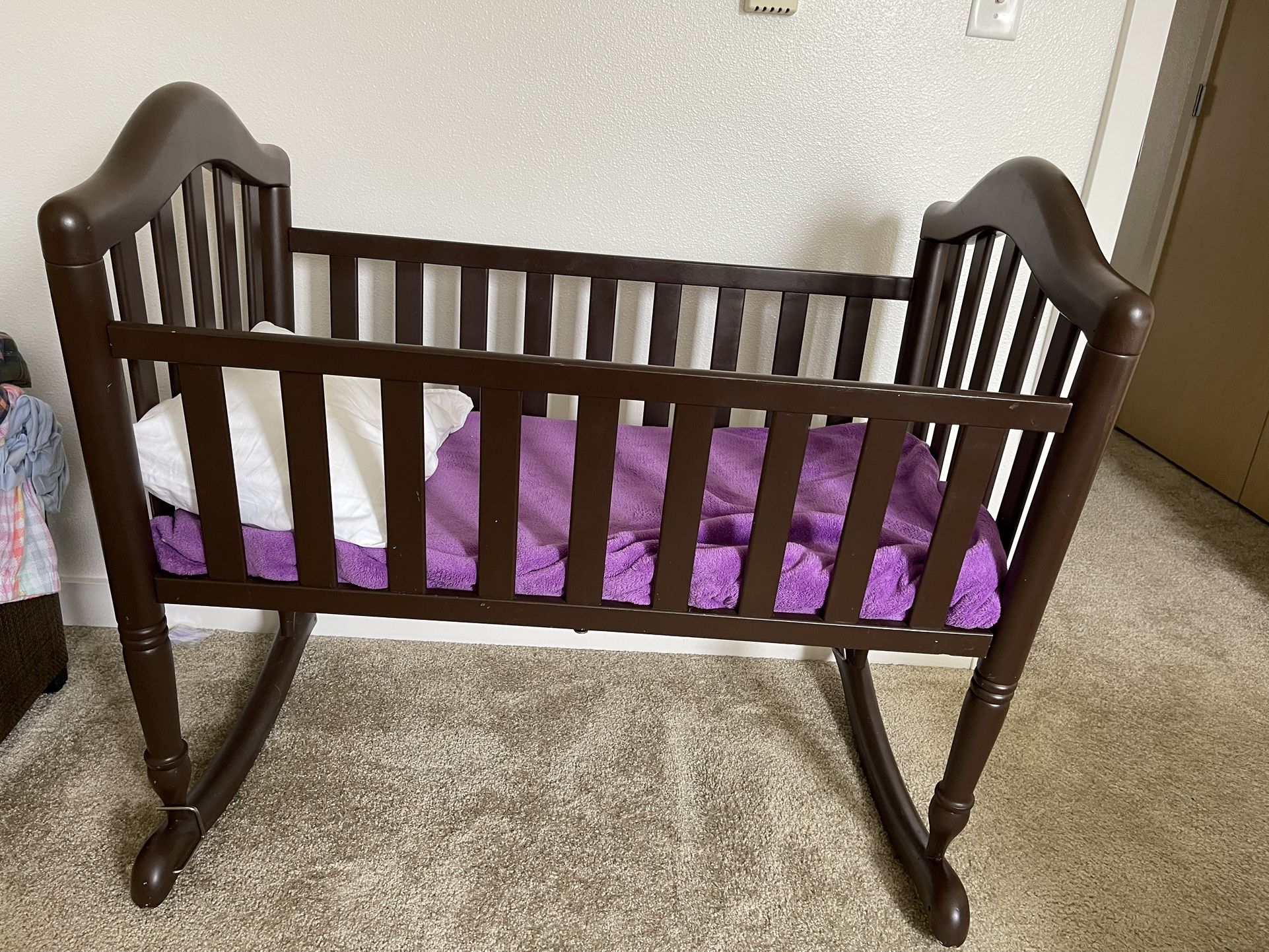 Baby Crib .
