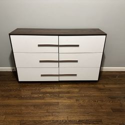 6 Drawer Dresser 