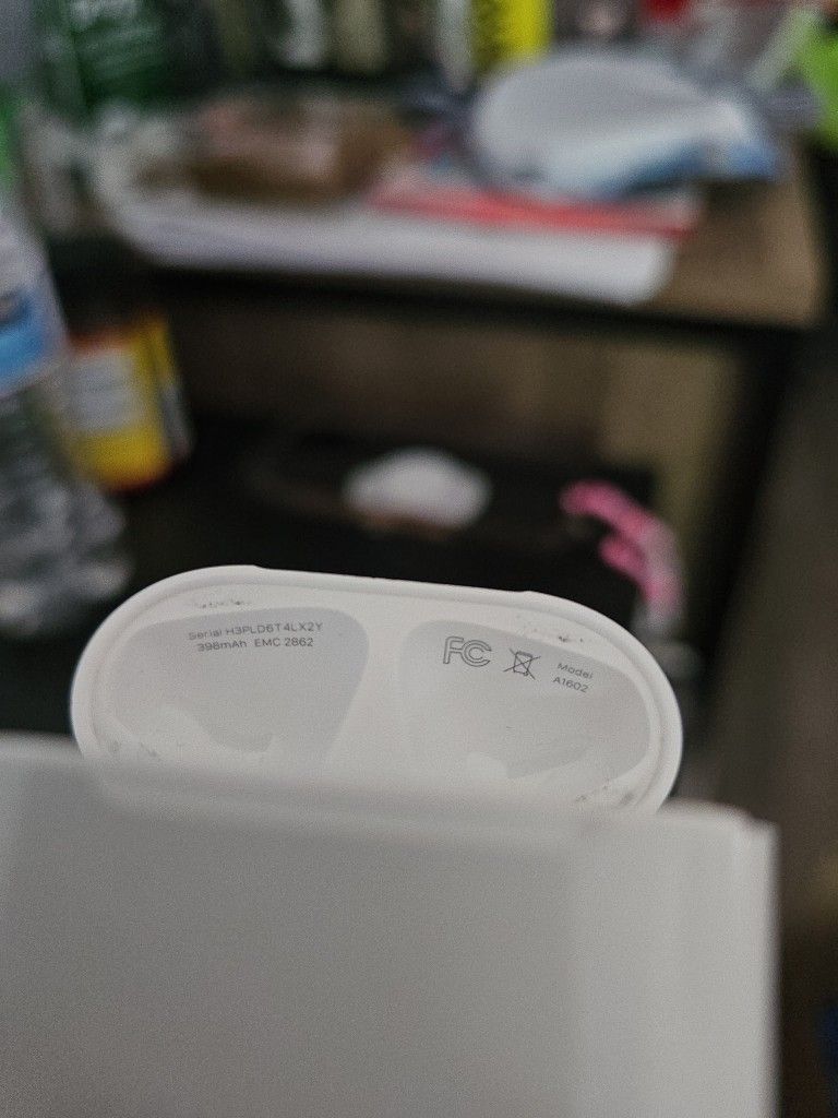 Apple Air pods First Generation