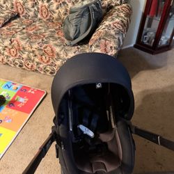 Evenflo Car seat 