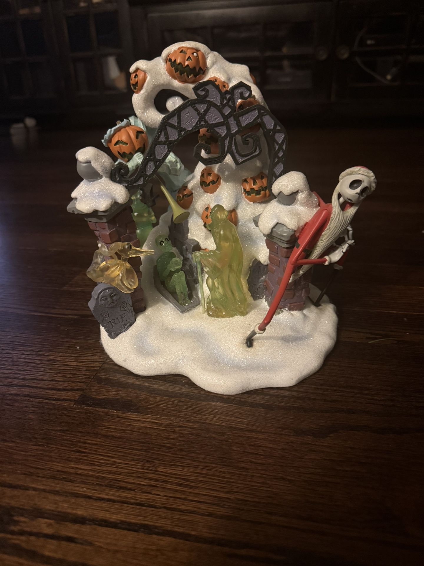 Disney Nightmare Before Christmas Sammy Claws