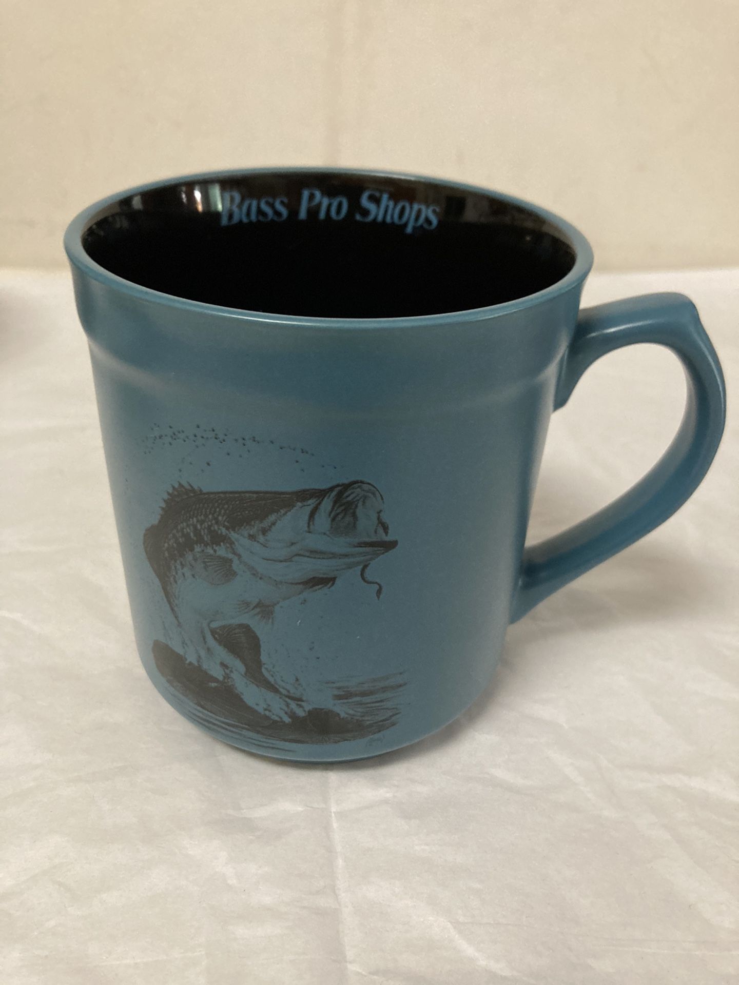 Bass Pro Shops Fish Coffee Mug Light Blue 16 oz