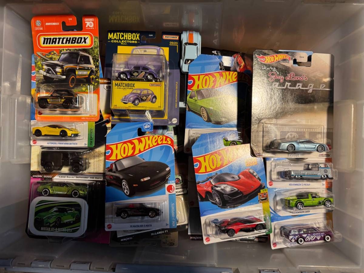 Hot Wheels, MatchBox Mainlines And Specials 1/64 Diecast Cars, 200+