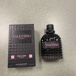 Valentino Born in Roma Intense 