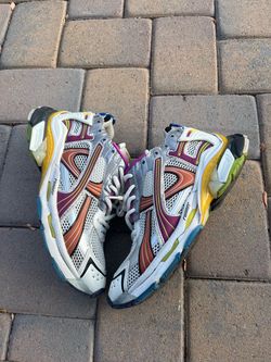 Balenciaga multi Runner size 11