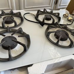 GE Electric Gas Stove