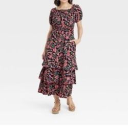 Knox Rose Heather Black Floral Maxi Dress  Size Large. Used 