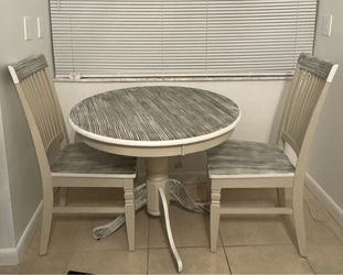 Round Dining Table