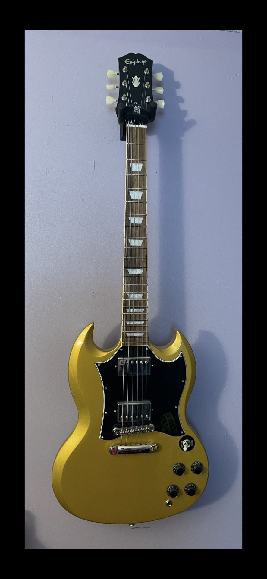Epiphone SG Standard in Gold finish
