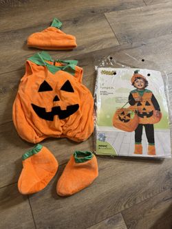 Halloween Costumes!!