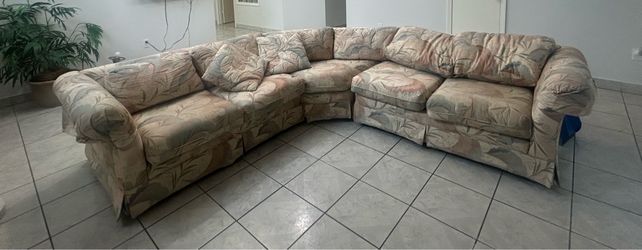 Vintage 80’s couch