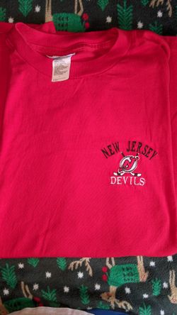 New Jersey Devil's single stich tee
