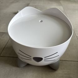 Cat Water Fountain 