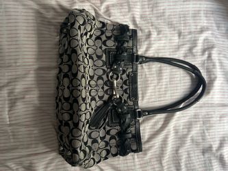vintage coach hamilton signature bag